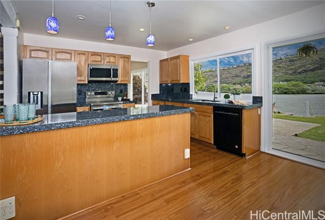744 Kalanipuu Street, Honolulu, HI 96825