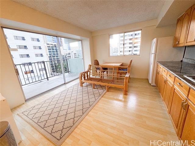2440 Kuhio Avenue, 712, Honolulu, HI 96815
