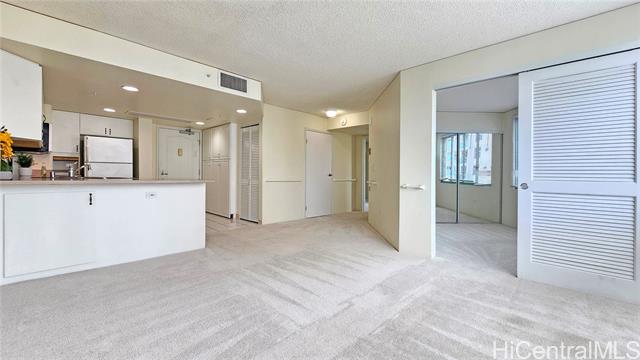 1314 Kalakaua Avenue, 506, Honolulu, HI 96826