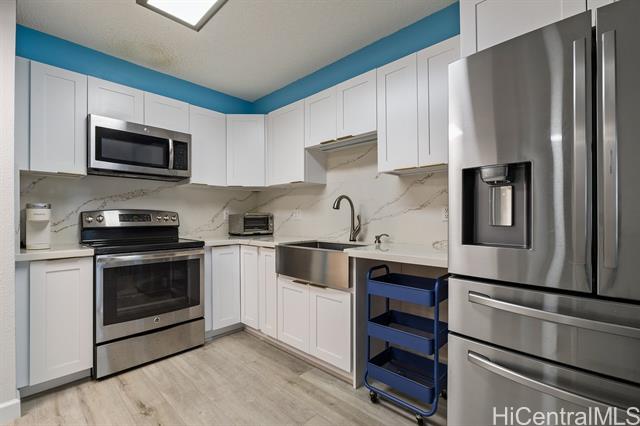 7000 Hawaii Kai Drive, 3915, Honolulu, HI 96825