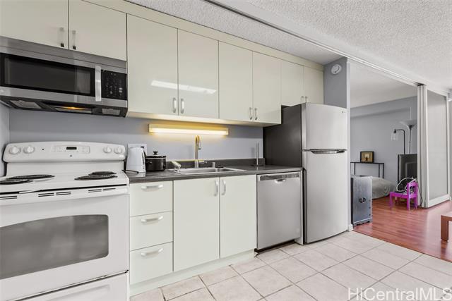 1655 Makaloa Street, 1214, Honolulu, HI 96814