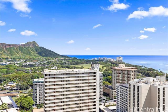 201 Ohua Avenue, T1-3201, Honolulu, HI 96815