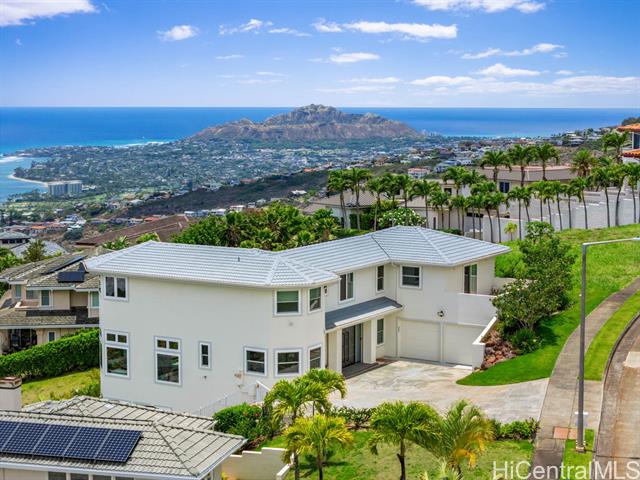 1179 Ikena Circle, Honolulu, HI 96821