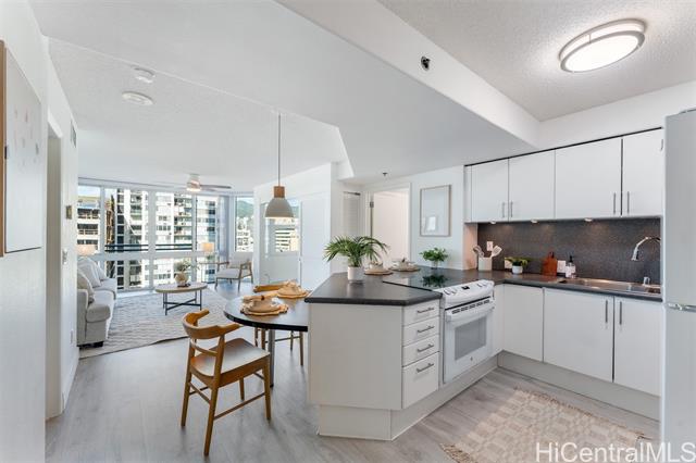 801 King Street, 1208, Honolulu, HI 96813