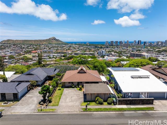 1485 Akeakamai Street, Honolulu, HI 96816