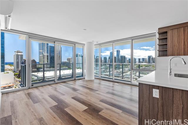1500 Rycroft Street, 1712R, Honolulu, HI 96814