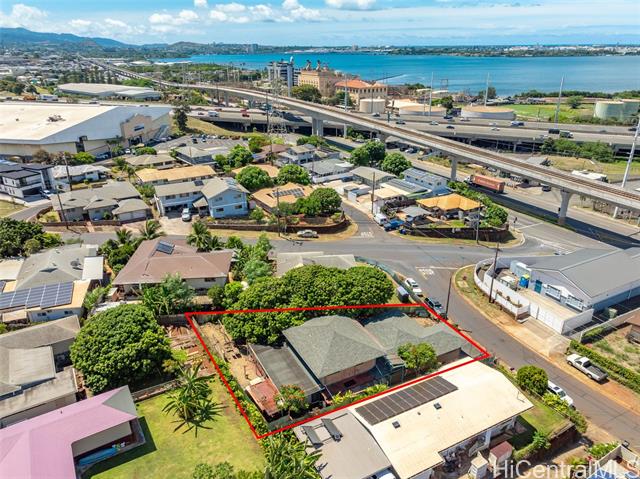 710 Puu Kala Street, Pearl City, HI 96782