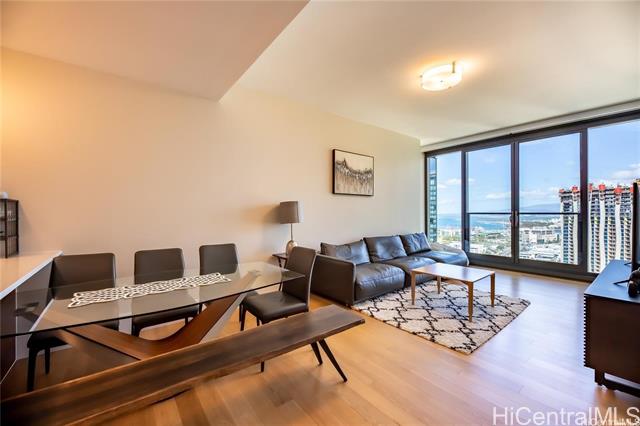 1108 Auahi Street, 3305, Honolulu, HI 96814