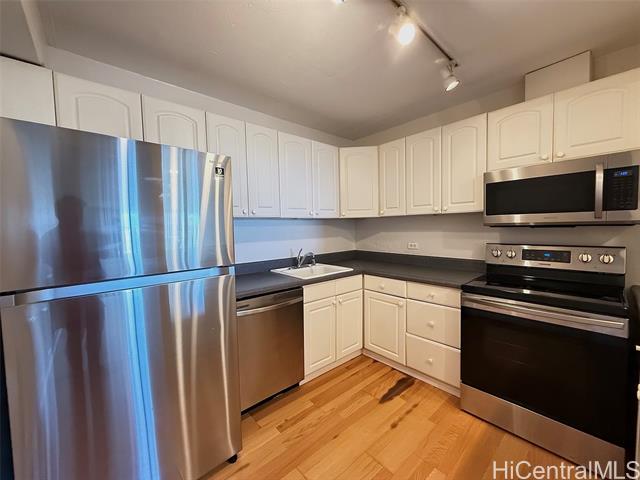 1860 Ala Moana Boulevard, 1404, Honolulu, HI 96815