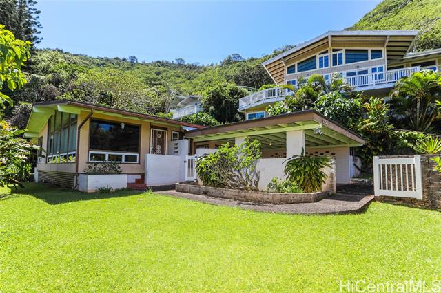 3250 Melemele Place, Honolulu, HI 96822