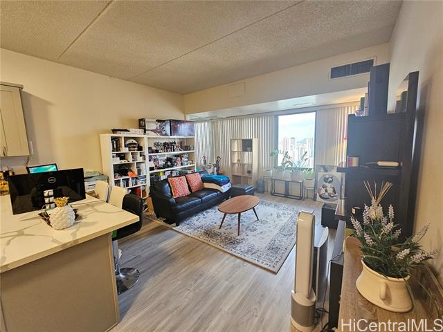 411 Hobron Lane, 3907, Honolulu, HI 96815
