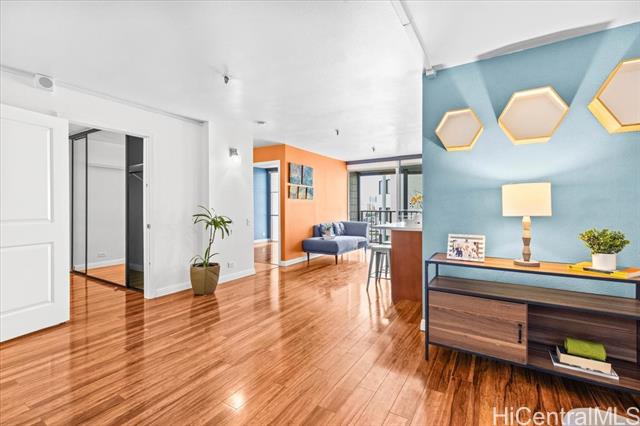 1226 Alexander Street, 1102, Honolulu, HI 96826