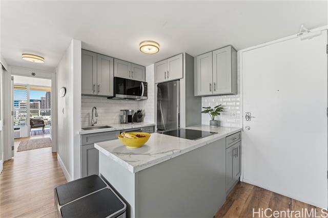 445 Seaside Avenue, 2020, Honolulu, HI 96815