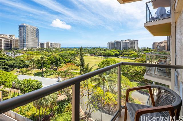 2045 Kalakaua Avenue, 609, Honolulu, HI 96815
