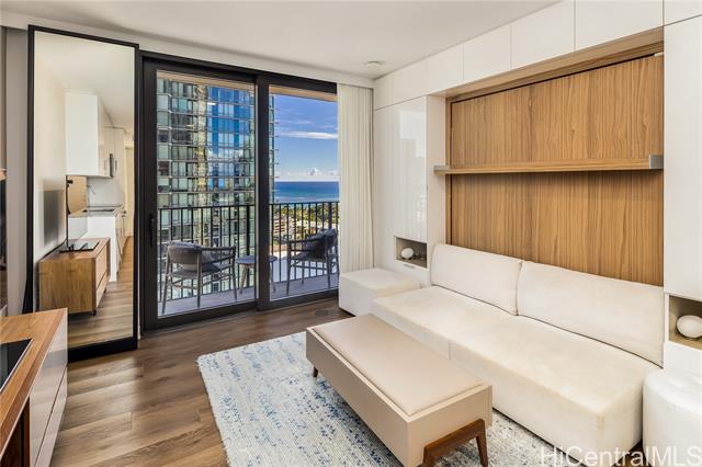 987 Queen Street, 1806, Honolulu, HI 96814