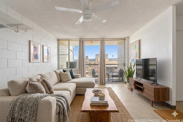 906 Lehua Avenue, B403, Pearl City, HI 96782