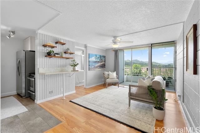 46-283 Kahuhipa Street, C802, Kaneohe, HI 96744