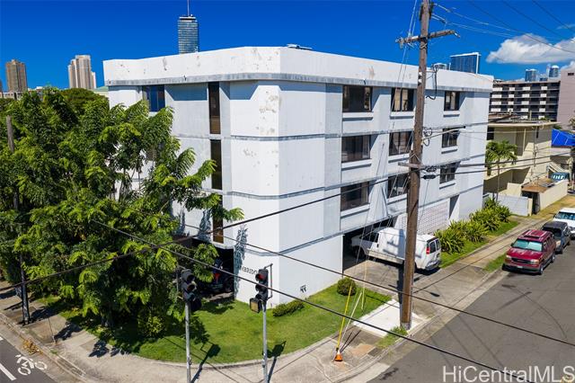 922 Mccully Street, Honolulu, HI 96826