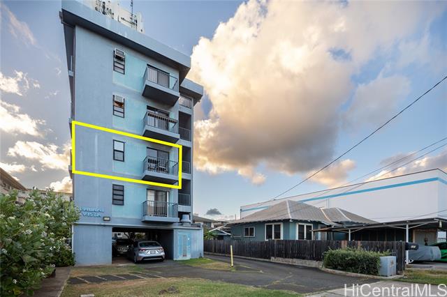 738 Palani Avenue, 301, Honolulu, HI 96816