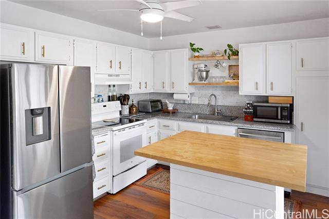 New Condo for sale in Hawaii Kai, $699,000