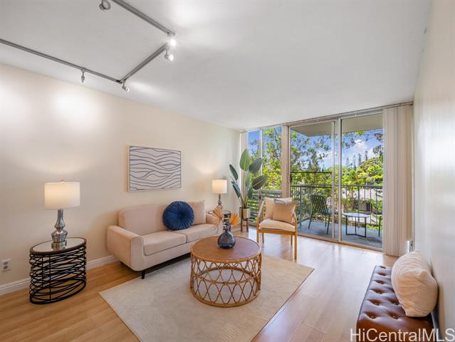 1600 Wilikina Drive, C404, Wahiawa, HI 96786