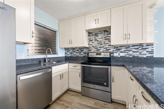 98-707 Iho Place, 2/402, Aiea, HI 96701