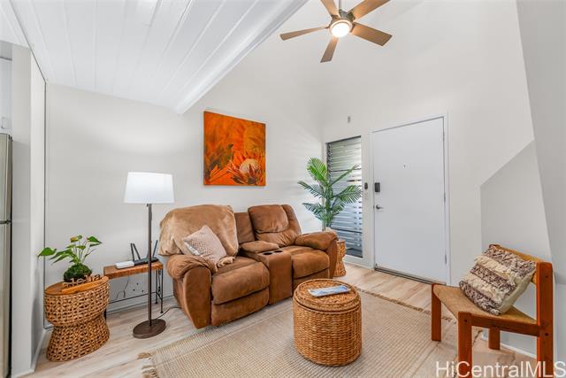 2860 Waialae Avenue, PH3, Honolulu, HI 96826