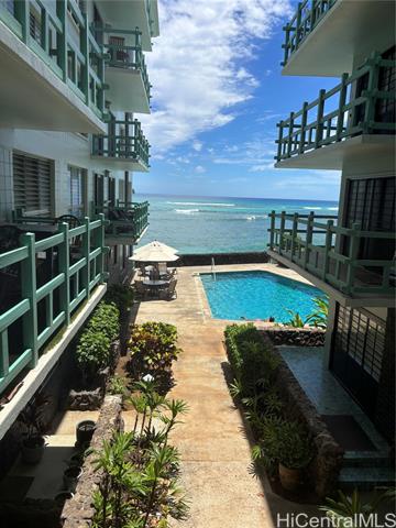 2957 Kalakaua Avenue, 211, Honolulu, HI 96815