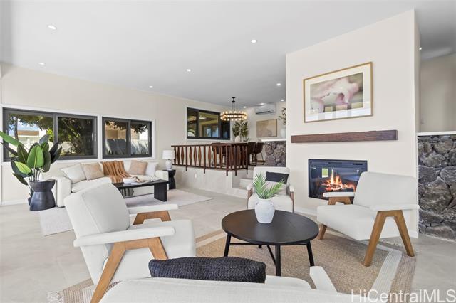 3942 Kaualio Place, Honolulu, HI 96816