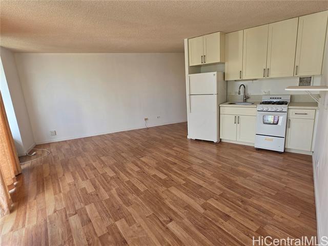 750 Amana Street, 1904, Honolulu, HI 96814