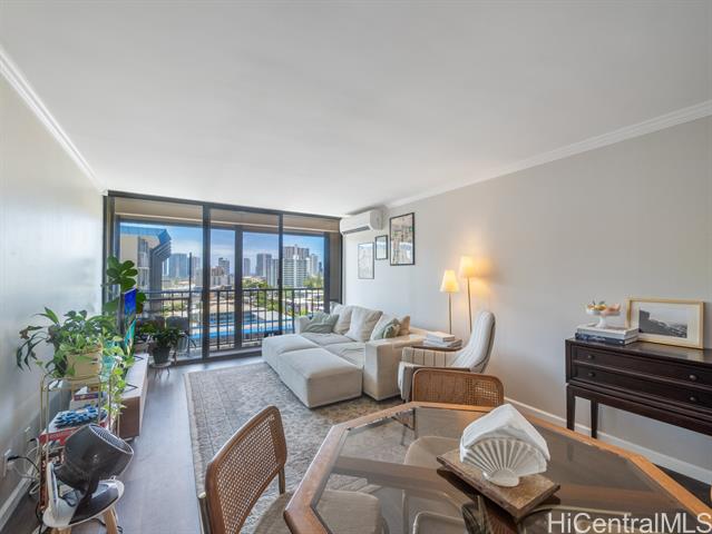 1561 Pensacola Street, 1002, Honolulu, HI 96822