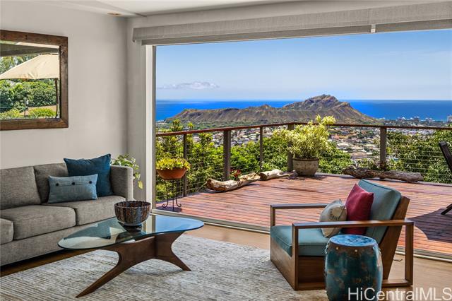 3765 Lurline Drive, Honolulu, HI 96816