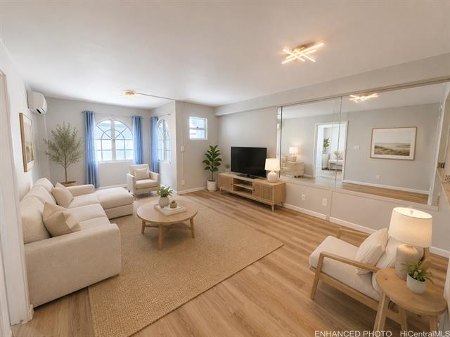 1433 Kewalo Street, PH4, Honolulu, HI 96822