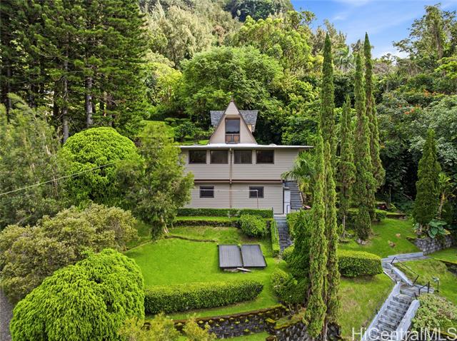 108 Meleana Place, Honolulu, HI 96817