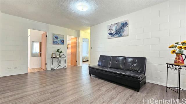 94-245 Leowahine Street, E2018, Waipahu, HI 96797