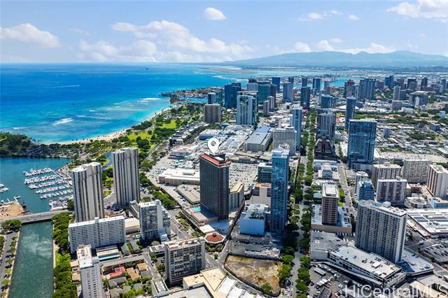 410 Atkinson Drive, 811, Honolulu, HI 96814