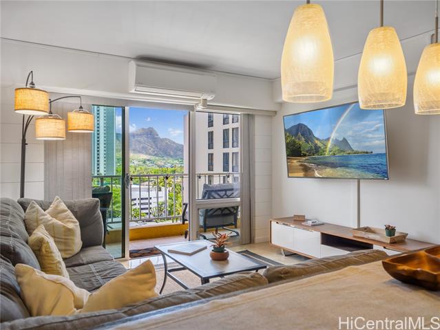 303 Liliuokalani Avenue, 1104, Honolulu, HI 96815