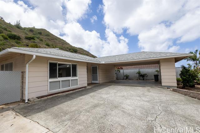 673 Hahaione Street, Honolulu, HI 96825