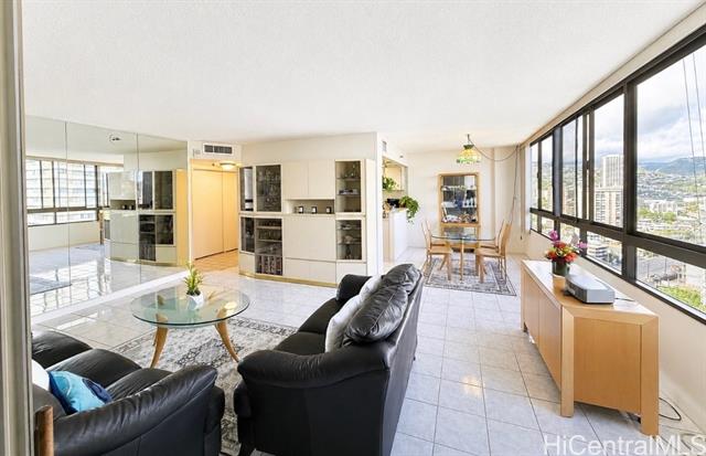Upcoming 3 of bedrooms 2 of bathrooms Open house in Metro Honolulu on 7/19 @ 2:00PM-5:00PM listed at $650,000