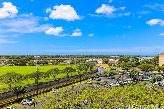 94-302 Paiwa Street, 713, Waipahu, HI 96797