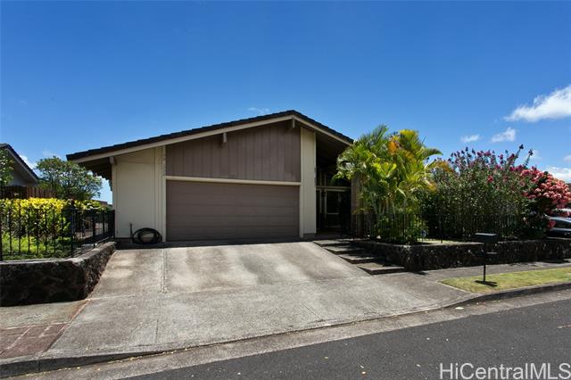98-1024 Oliwa Street, Aiea, HI 96701