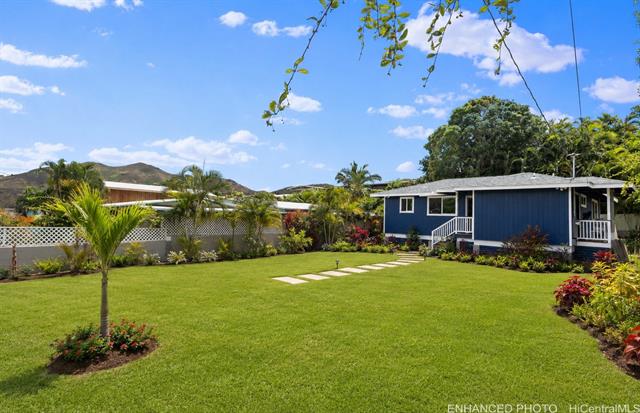 Upcoming 2 of bedrooms 1 of bathrooms Open house in Kailua on 7/19 @ 2:00PM-5:00PM listed at $1,350,000