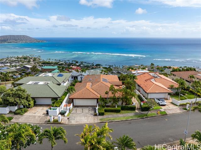167 Maono Place, Honolulu, HI 96821
