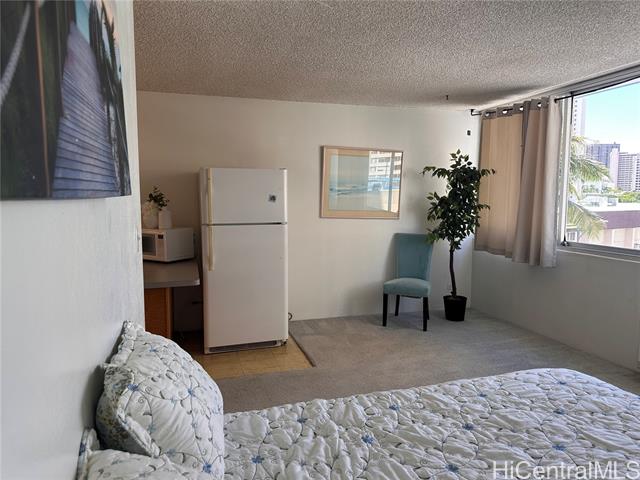 1560 Kanunu Street, 405, Honolulu, HI 96814