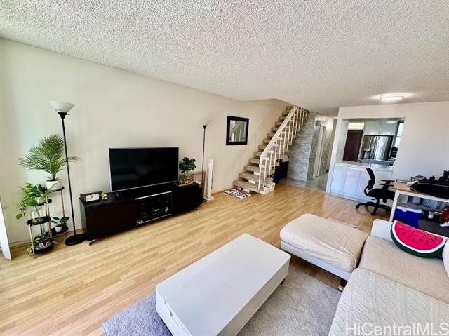500 University Avenue, 537, Honolulu, HI 96826
