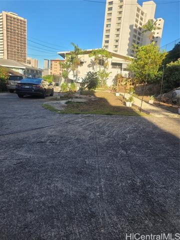 962 Spencer Street, Honolulu, HI 96822