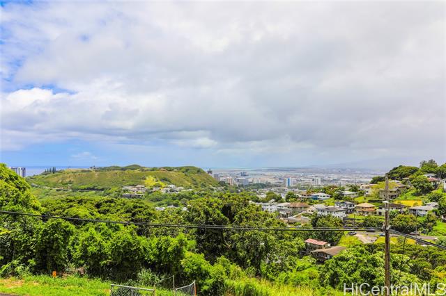 2490 Tantalus Drive, Honolulu, HI 96813