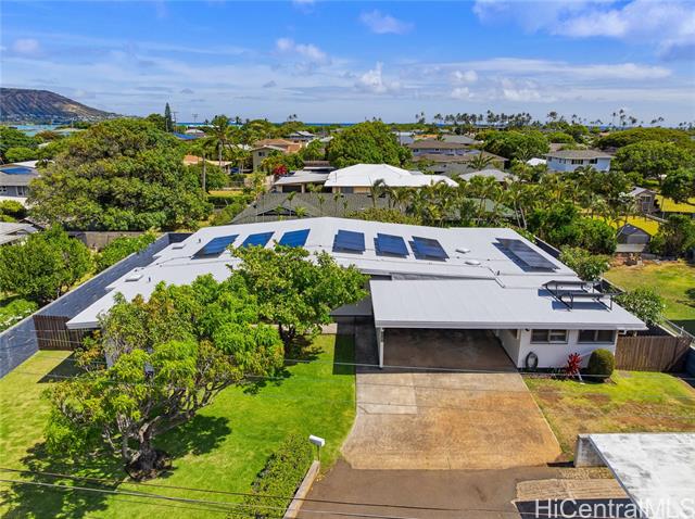 6085 Manukapu Place, Honolulu, HI 96821