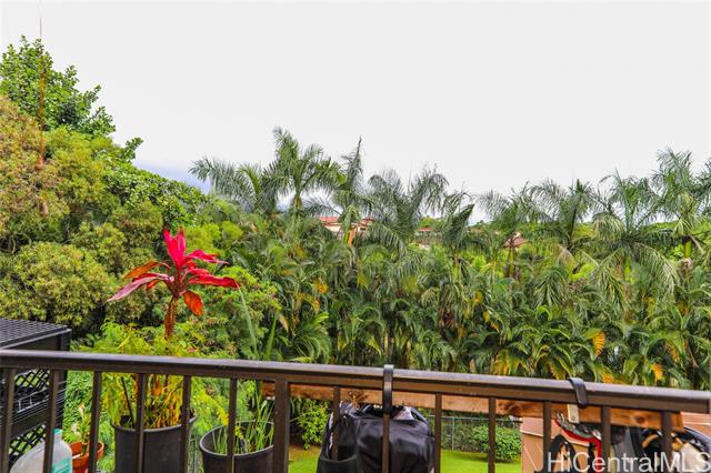 46-259 Kahuhipa Street, B200, Kaneohe, HI 96744