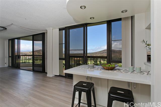 3050 Ala Poha Place, 18W, Honolulu, HI 96818